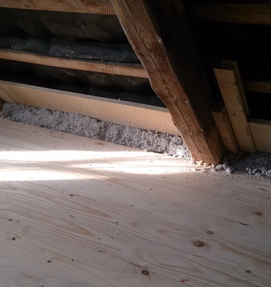 Dachschrägendämmung im Haus